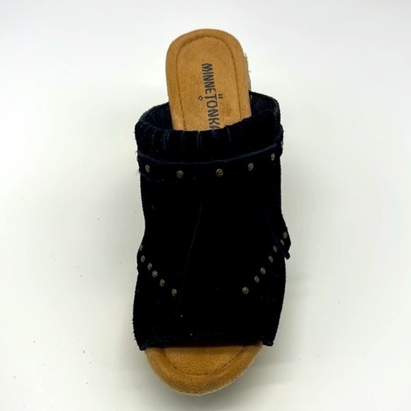 Minnetonka - Quinn Black Suede Fringe Gold Studded Peep Toe Wedge Size 7 - Picture 11 of 16